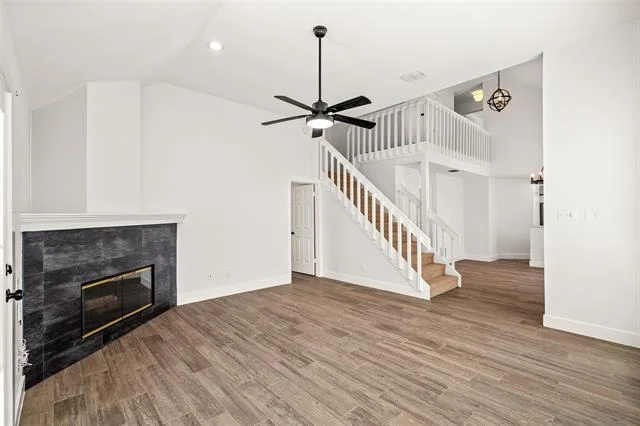 Photo of 381 Arbor Lane