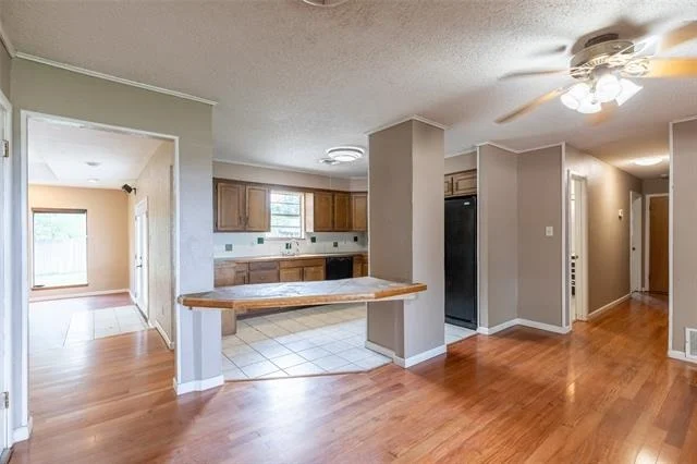 Photo of 819 Avenue Q
