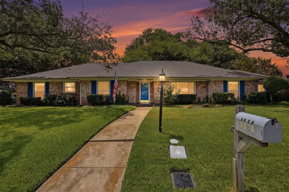 Photo of 4328 Winding Way