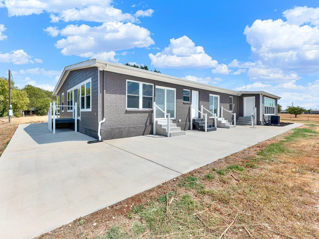 Photo of 8116 Whispering Meadows Road