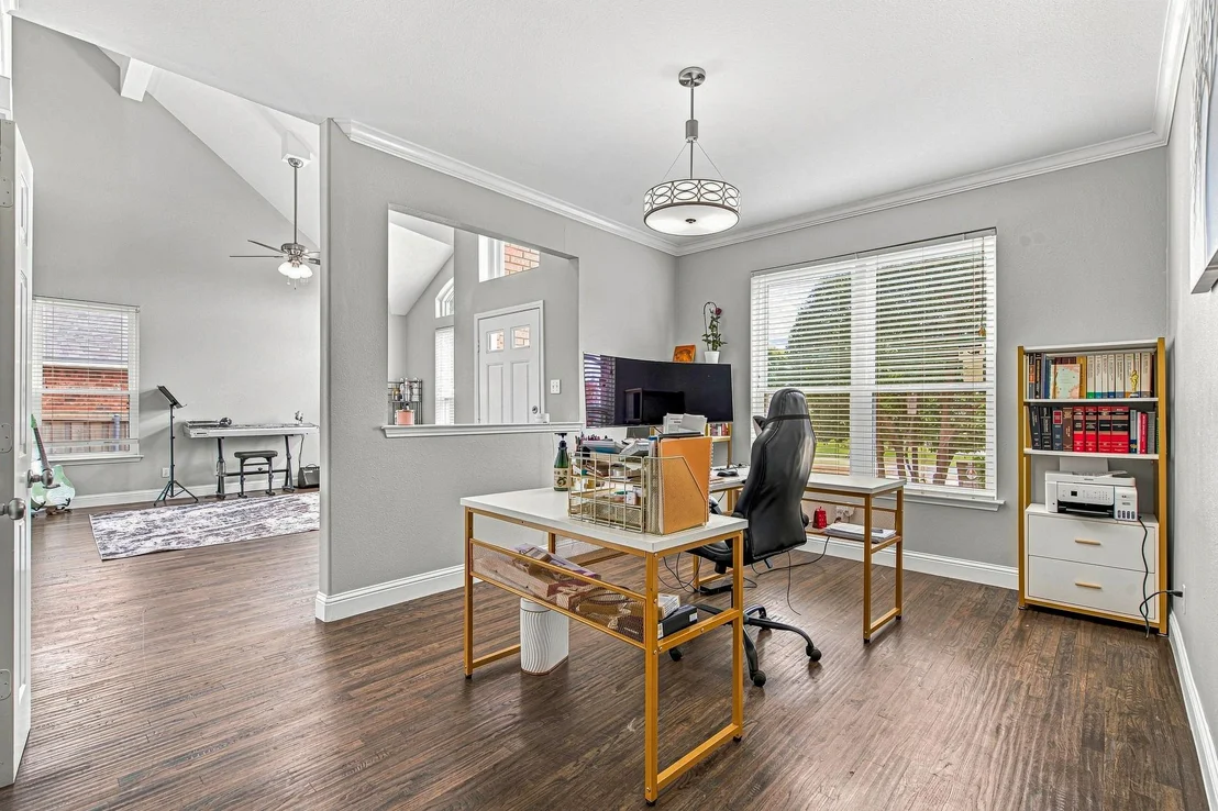 Photo of 901 Tennison Drive
