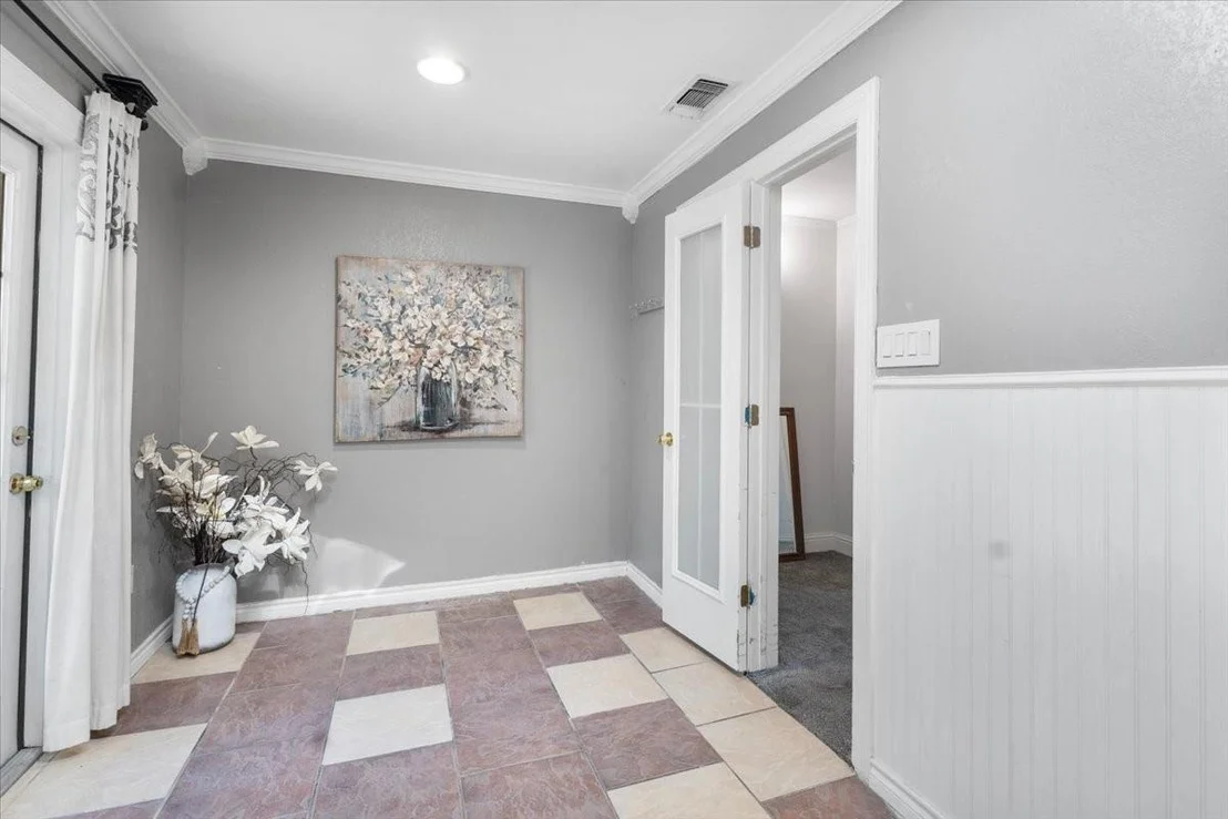 Photo of 1715 Leisure Lane