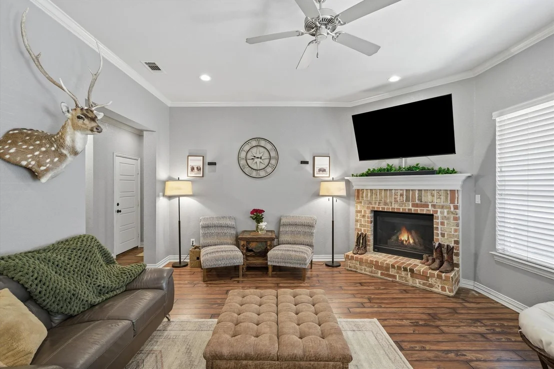 Photo of 3123 Oak Bend