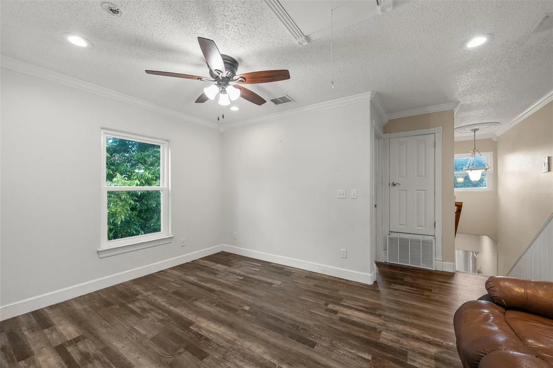 Photo of 1701 Baylor Avenue