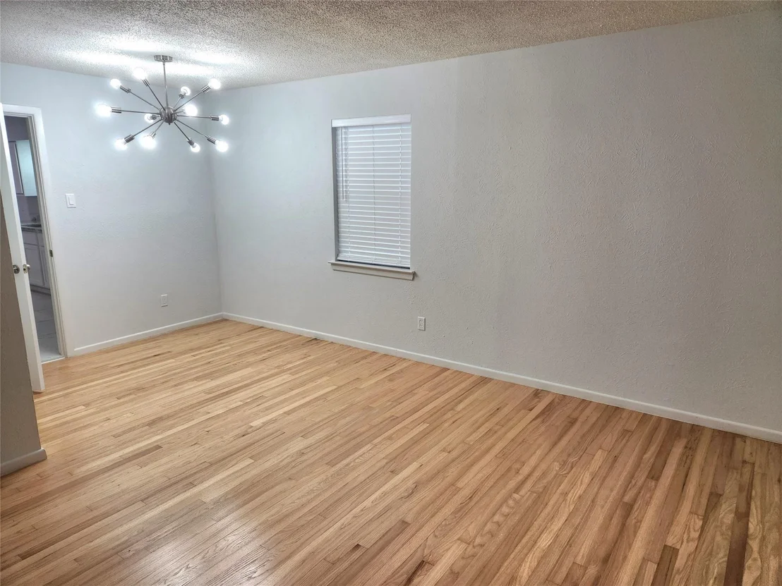 Photo of 1838 Oak Hill Circle