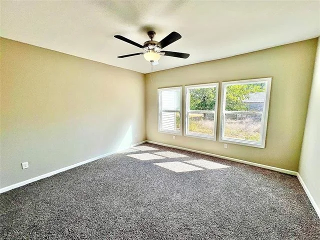 Photo of 805 W 12th Street