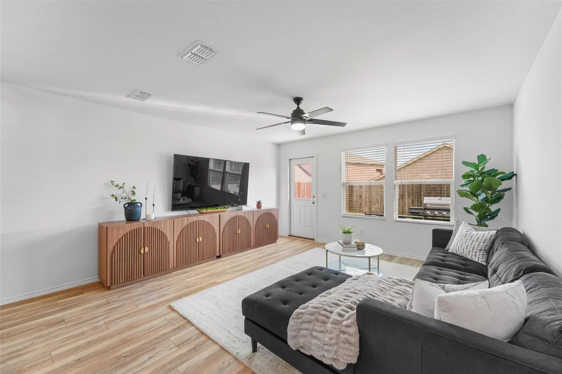 Photo of 2065 Henrietta Drive