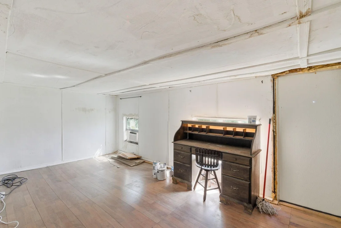 Photo of 144 Oak Meadows Drive