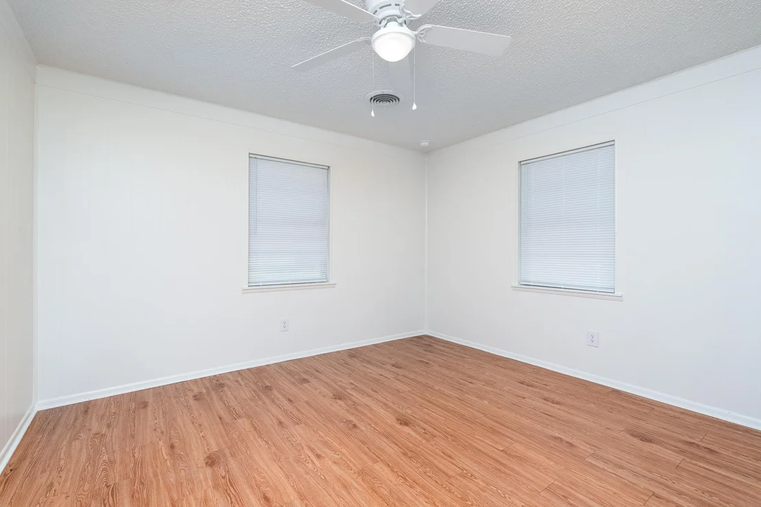 Photo of 102 S 2nd Street