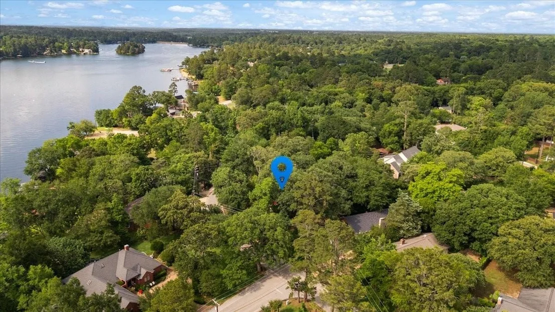 Photo of 241 Hideaway Lane Central