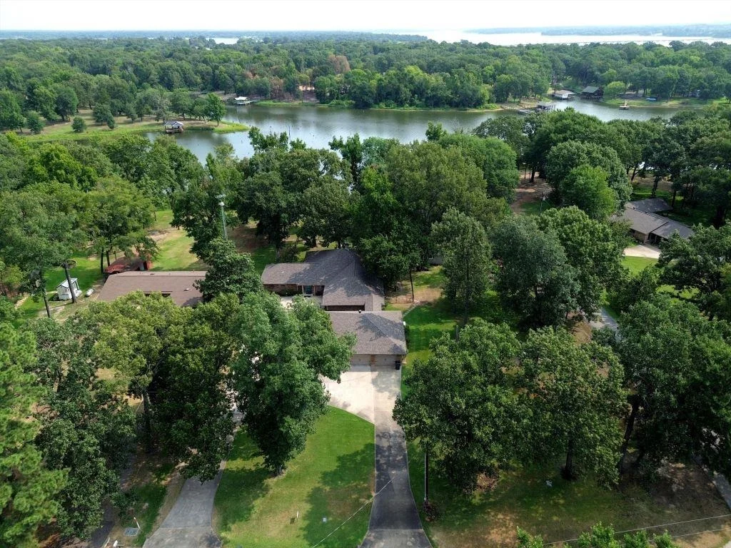 Photo of 665 Private Road 5881