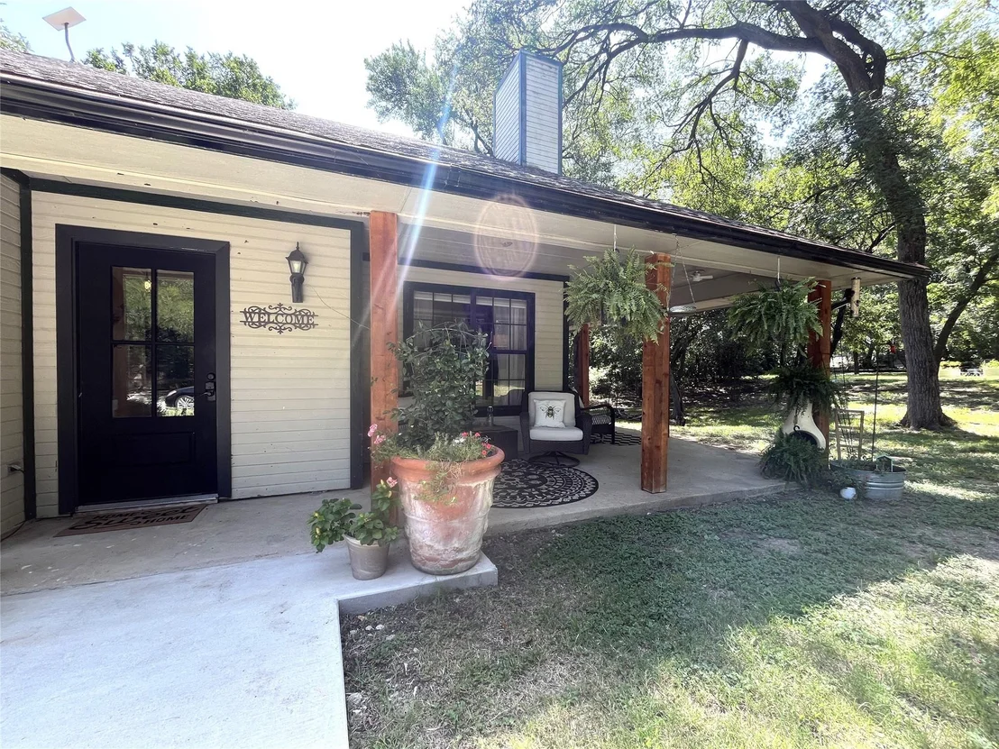 Photo of 1229 Epps Road