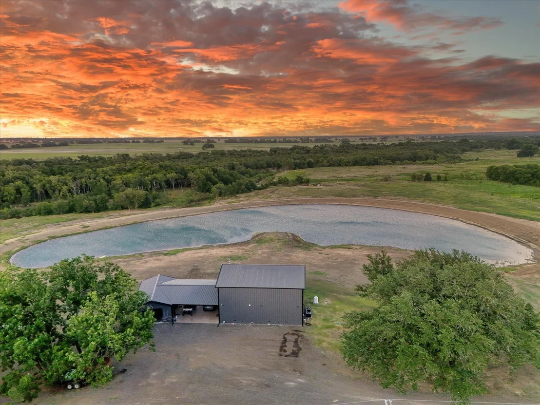 Photo of 350 County Road 494 S