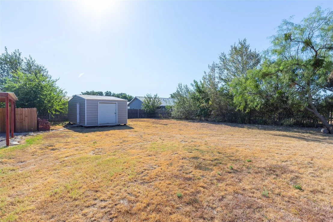 Photo of 717 Groves Road