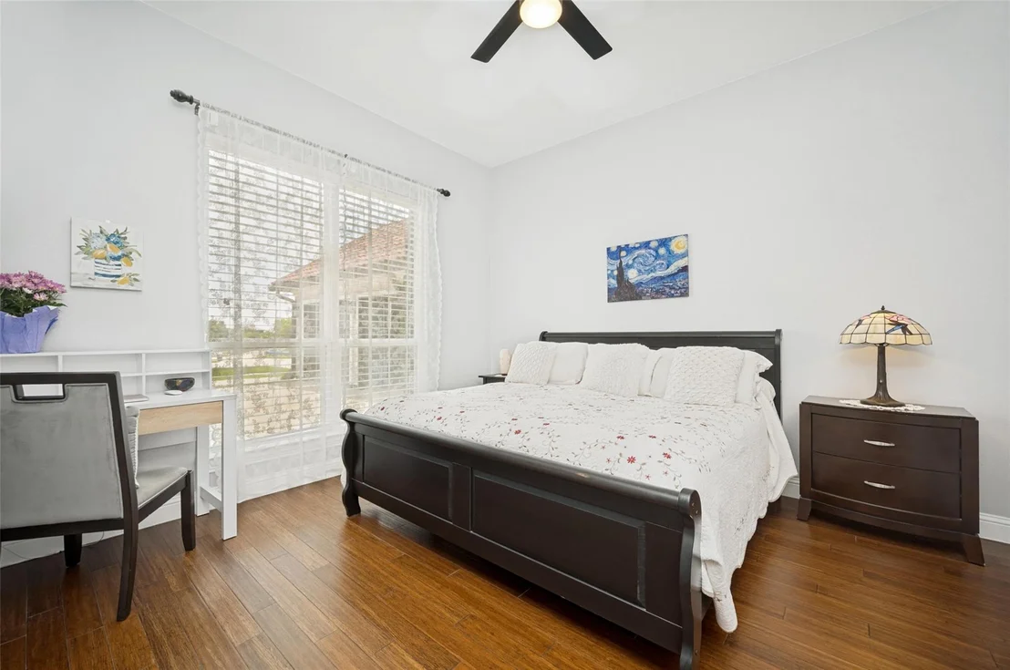 Photo of 2501 Oak Bluff Drive