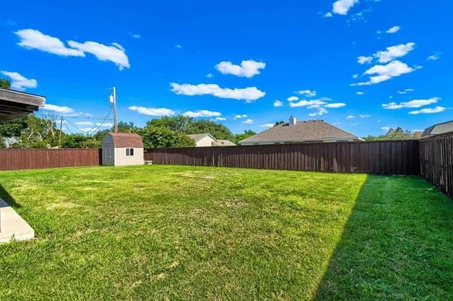 Photo of 910 W Bois D Arc Street