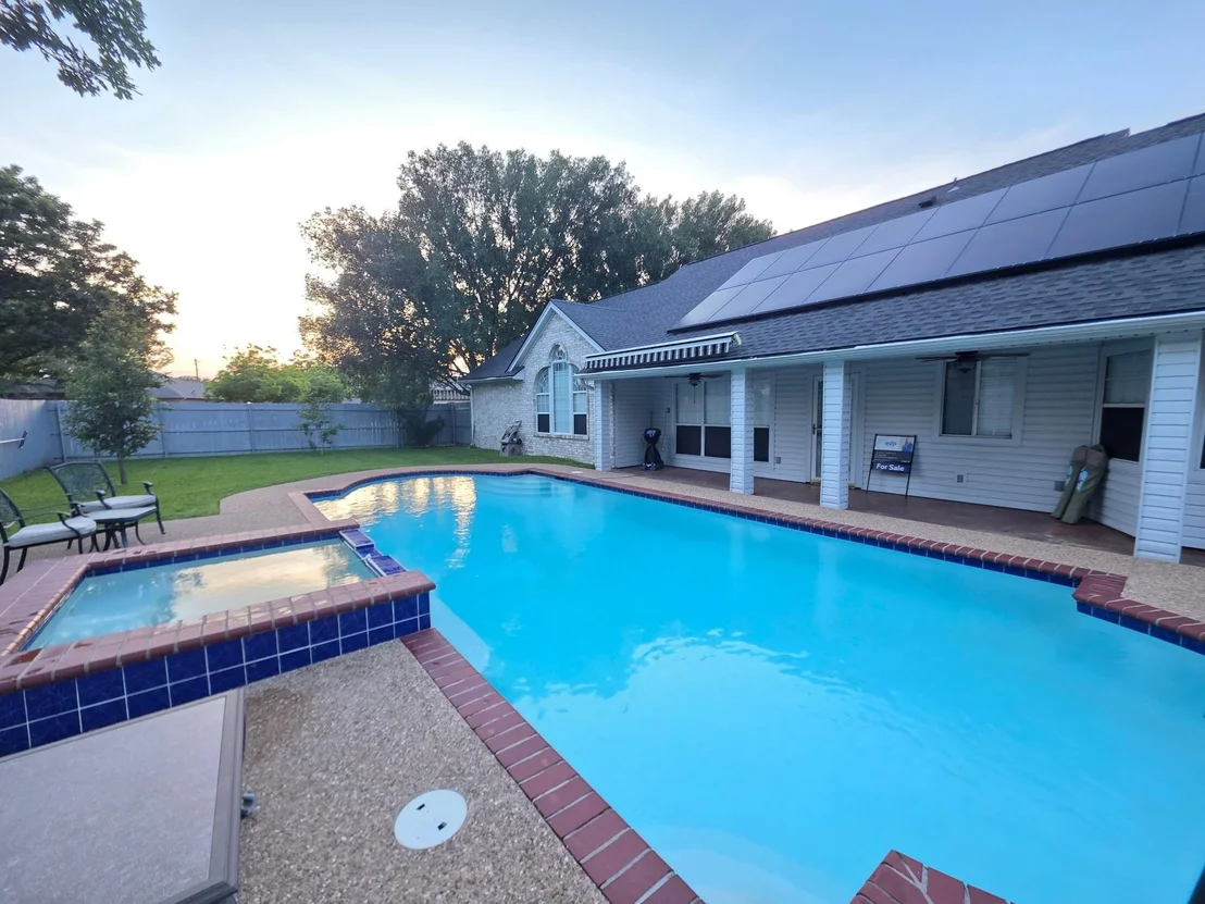 Photo of 520 Red River Road