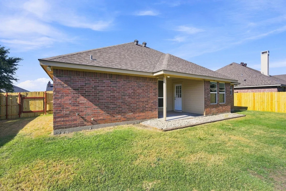 Photo of 1720 Lakeway Drive