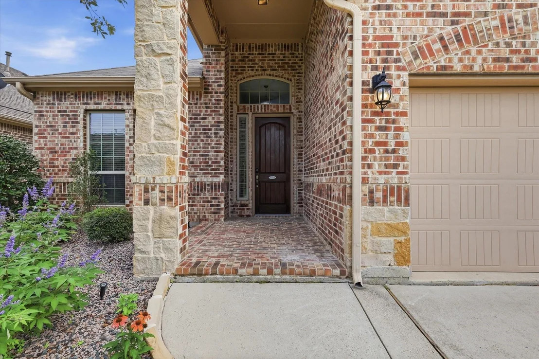 Photo of 2716 Frontier Drive