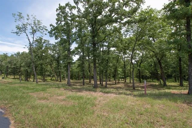 Photo of 7002 Lakeshore Way