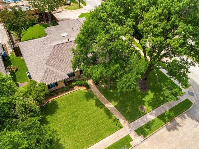 Photo of 331 Robin Way