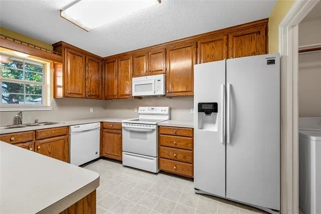 Photo of 100 W Jade Drive