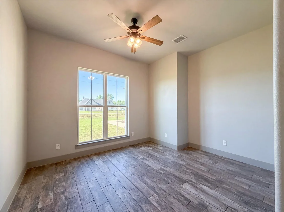 Photo of 725 Cheyenne Trail