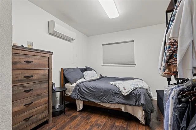 Photo of 2604 Dana Street