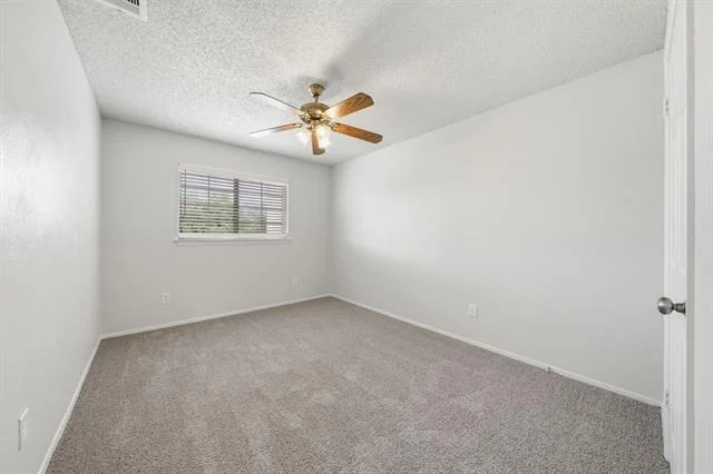 Photo of 900 Mount Vernon Drive