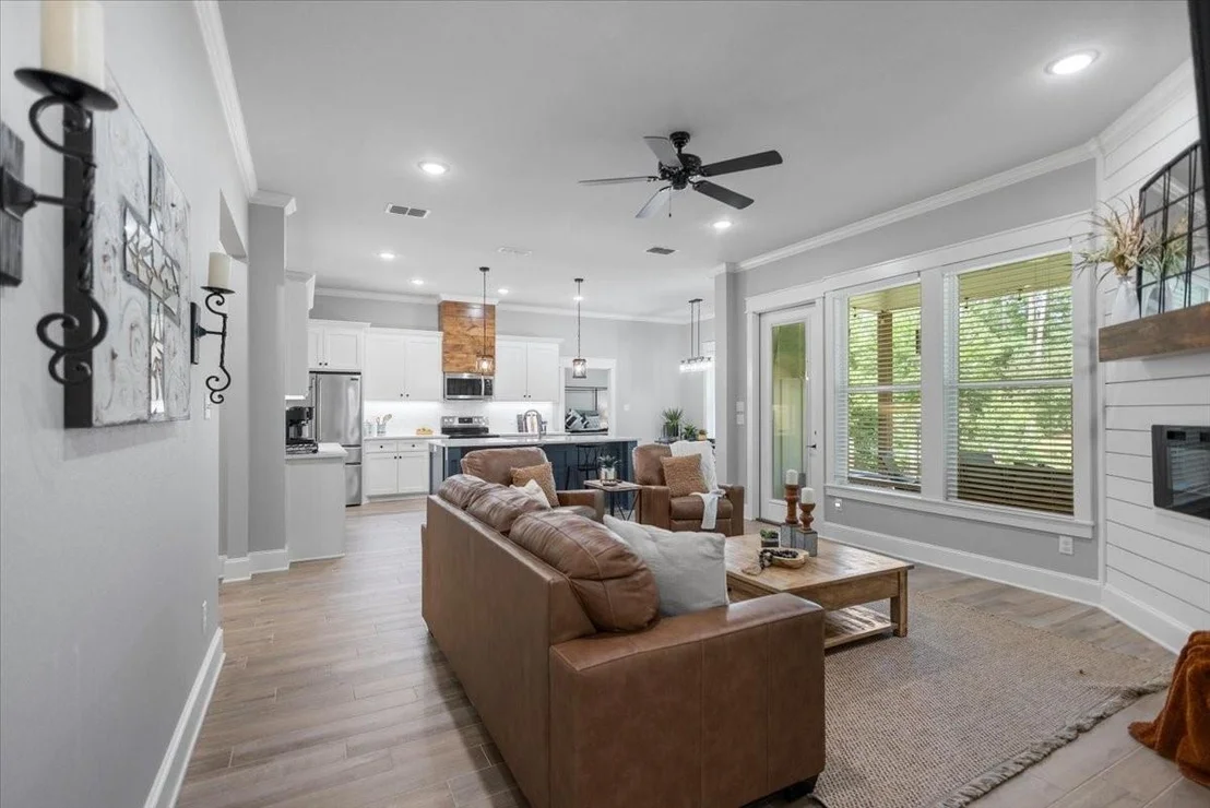Photo of 1627 Orchard Lane