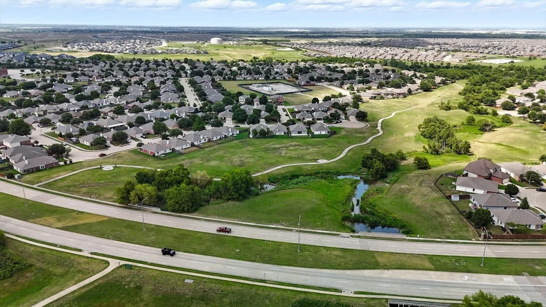Photo of 1101 Castle Top Drive