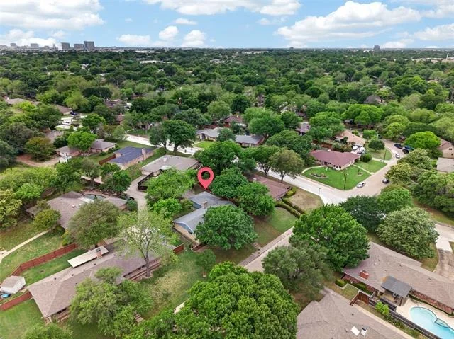 Photo of 3204 Greenbriar Lane