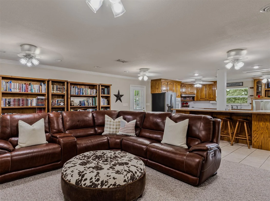 Photo of 339 Colwell Road