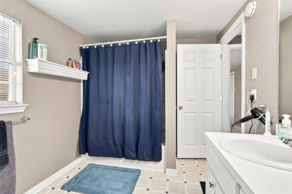 Photo of 109 Yellowstone Drive
