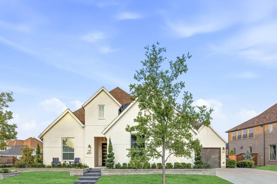 Photo of 4511 Walnut Grove Lane