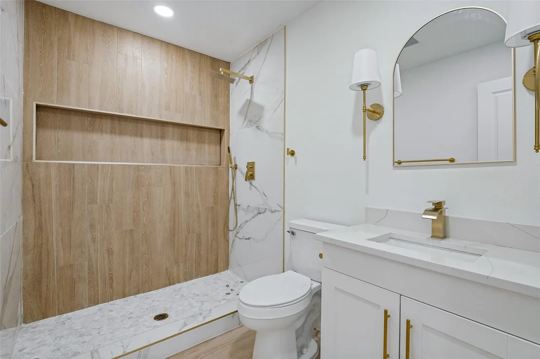 Photo of 338 Mantlebrook Drive