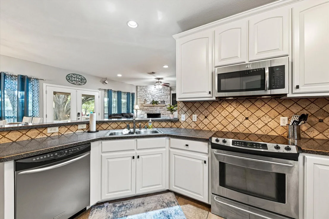 Photo of 1609 CHEYENNE Trail