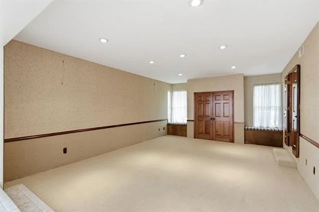 Photo of 1218 Stratford Drive