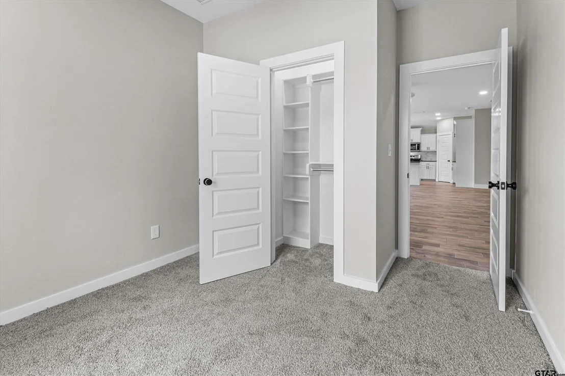 Photo of 16134 Crossing Circle