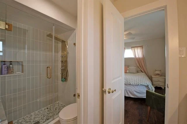 Photo of 6612 Eastview Drive