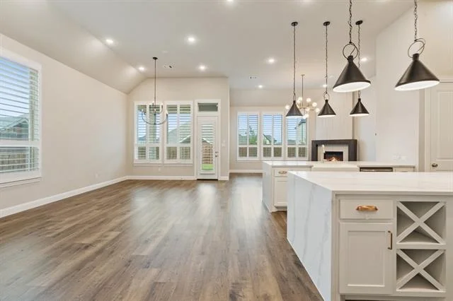 Photo of 1701 Deerwood Lane
