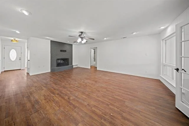 Photo of 203 Oak Forest Trail