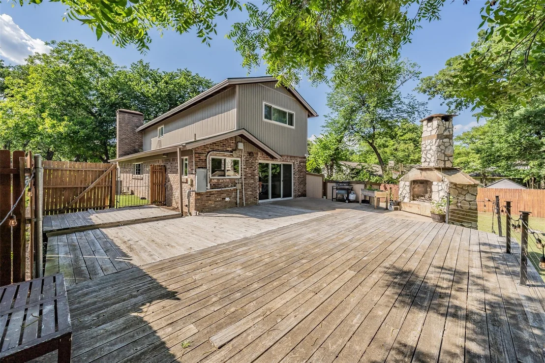 Photo of 509 Westcliff Drive