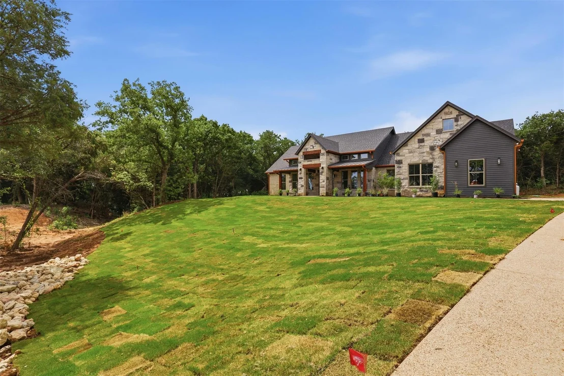 Photo of 273 Martin Drive