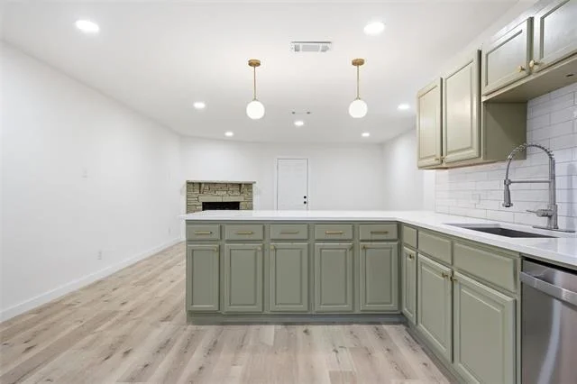 Photo of 1221 Chestnut Street