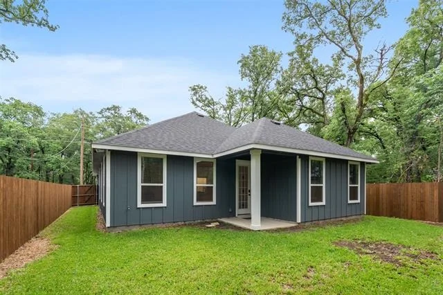 Photo of 141 Wedgewood Drive