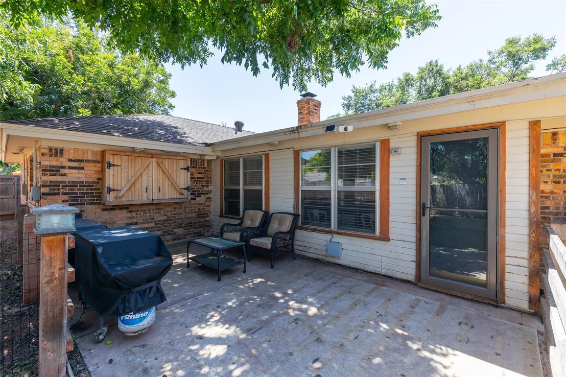 Photo of 4002 Ligustrum Drive
