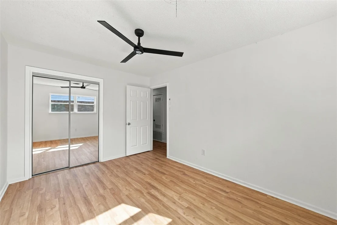 Photo of 1720 Mountainview Drive