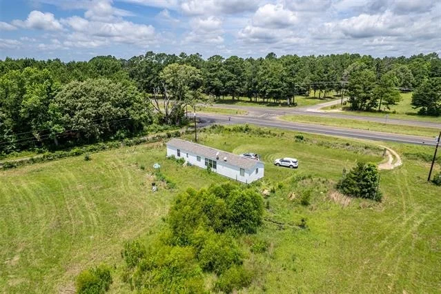 Photo of 15688 US Highway 271