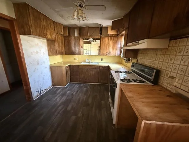 Photo of 418 Pecan Street